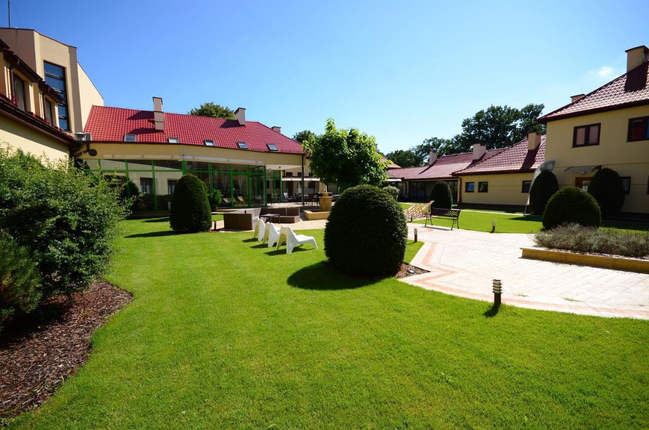 Hotel Gem Вроцлав Екстер'єр фото